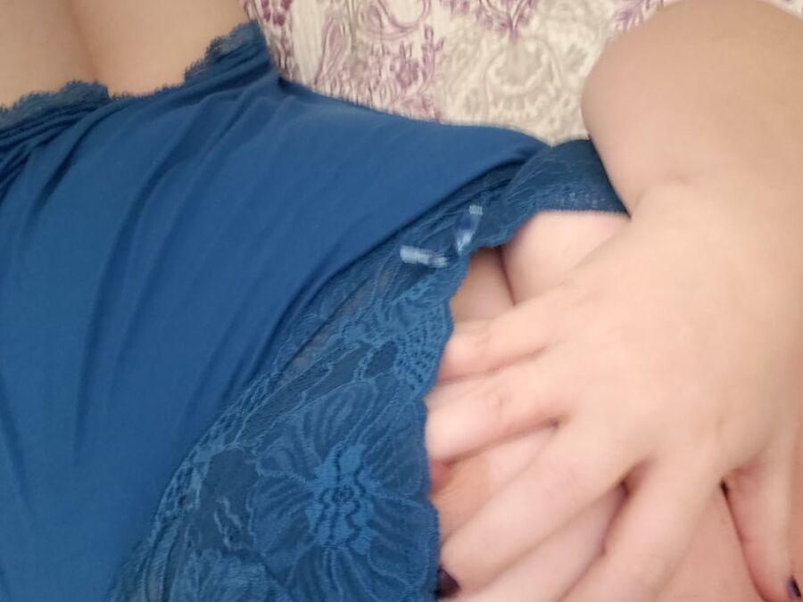 Bored housewife milf curvy bbw - Birthday Week Mashup