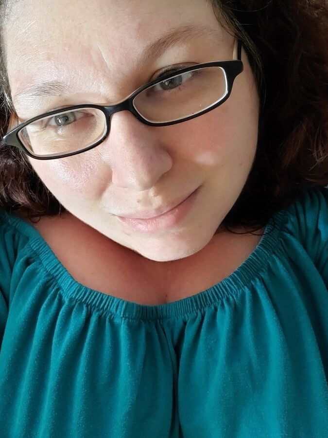 Bored housewife milf curvy bbw - Birthday Week Mashup