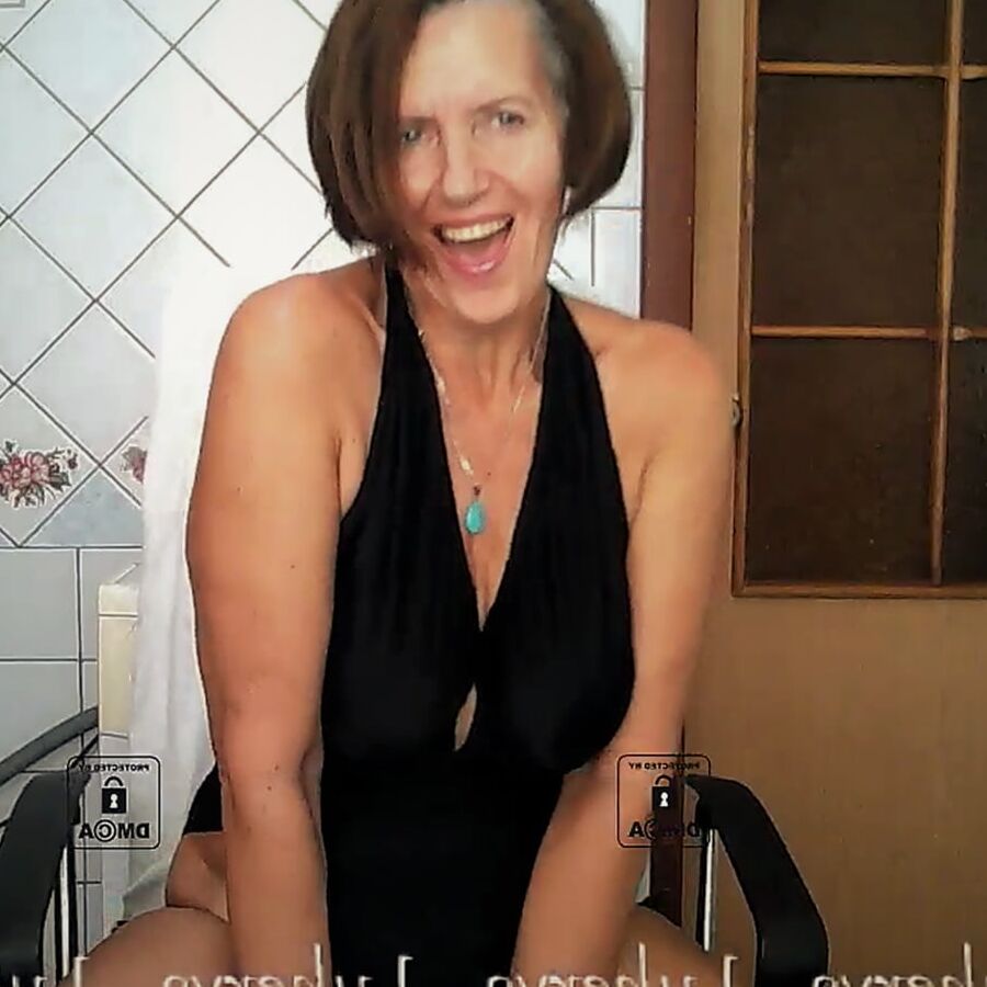 Stills from profile video 31-10-2020