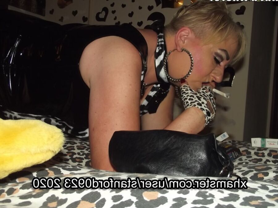 WHAT A WHORE