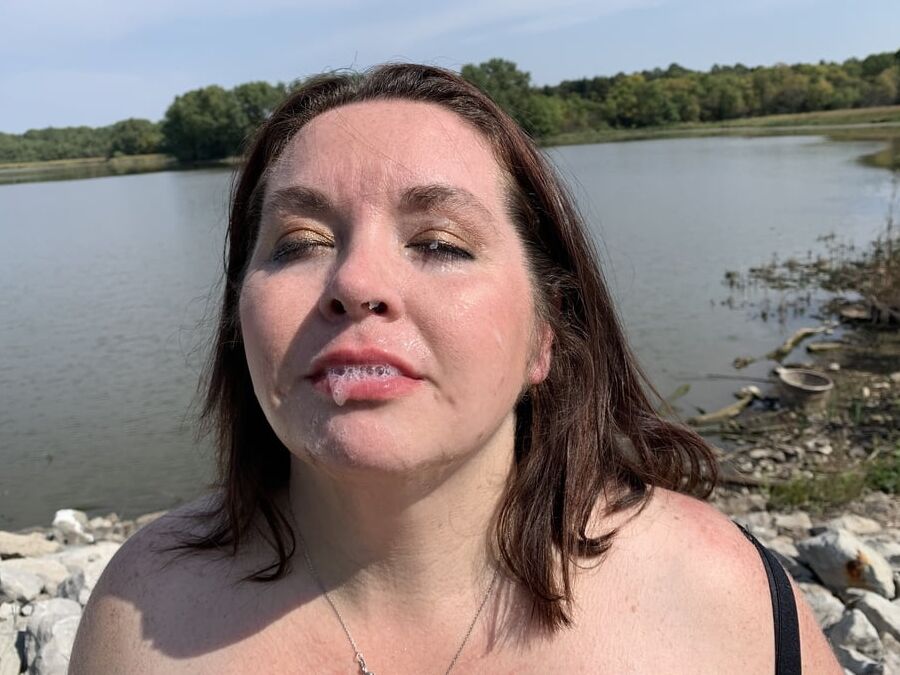 Sexy BBW Outdoor Hitch and Facial Photoset