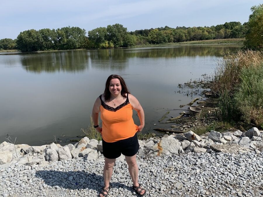 Sexy BBW Outdoor Hitch and Facial Photoset