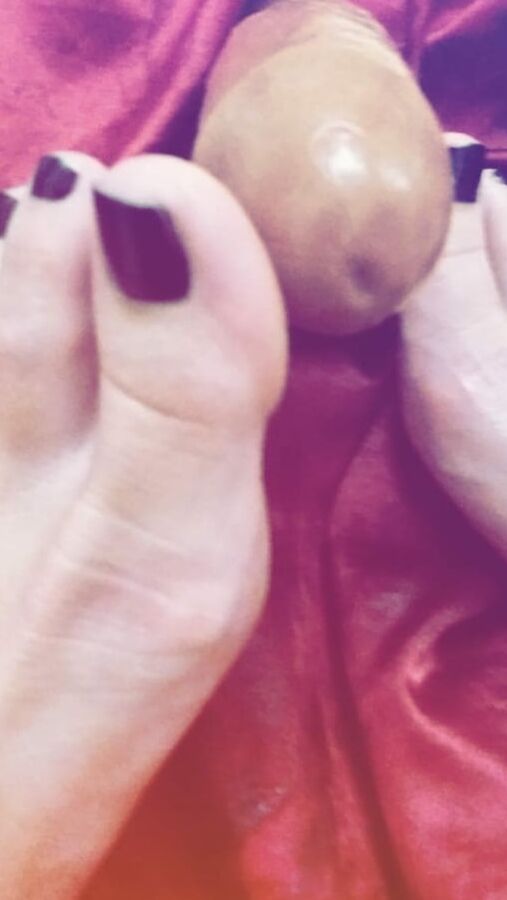 Foot Fetish, Footjob, Dildo, Foot Worship, Sexy Feet..
