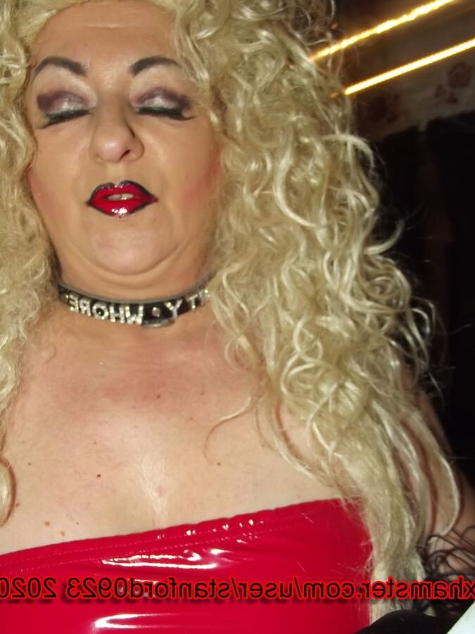 LITTLE RED RIDING WHORE