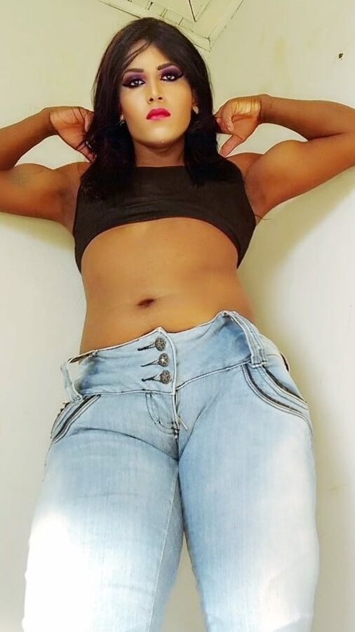 Trans Jennifer nanda dildo