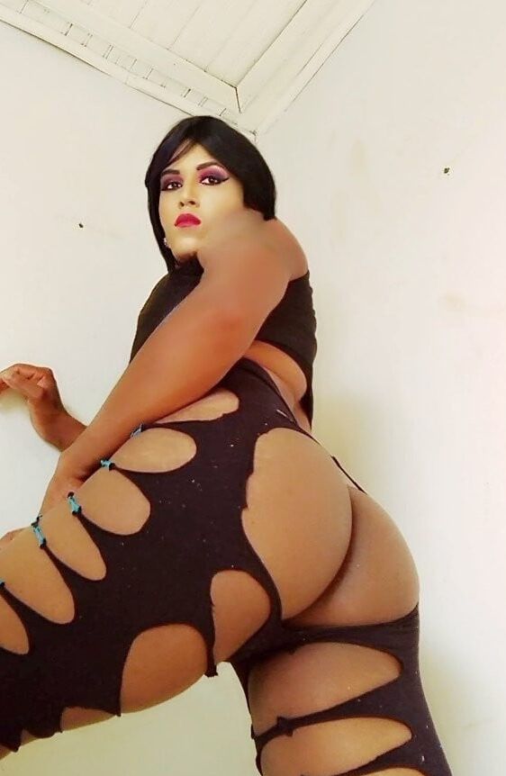 Trans Jennifer nanda dildo