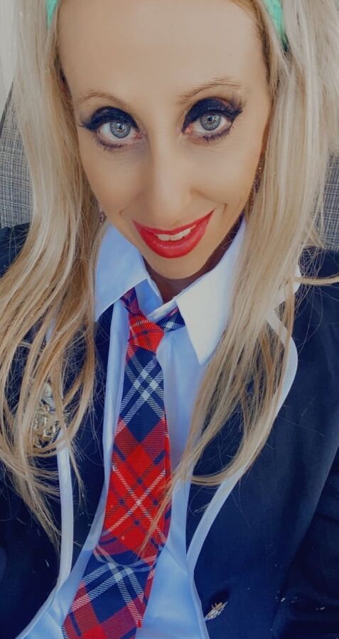 Lourdes Noir School Girl