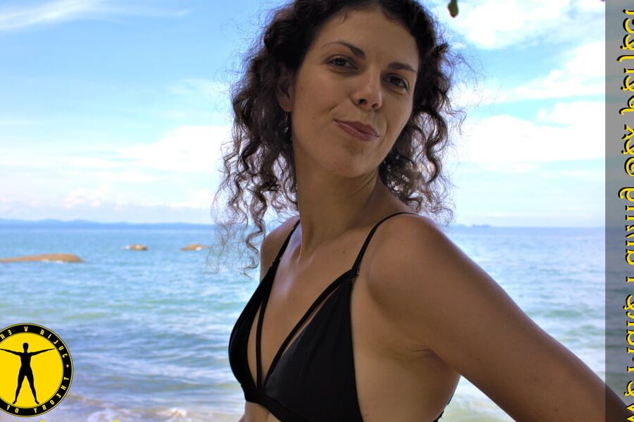 Black bikini