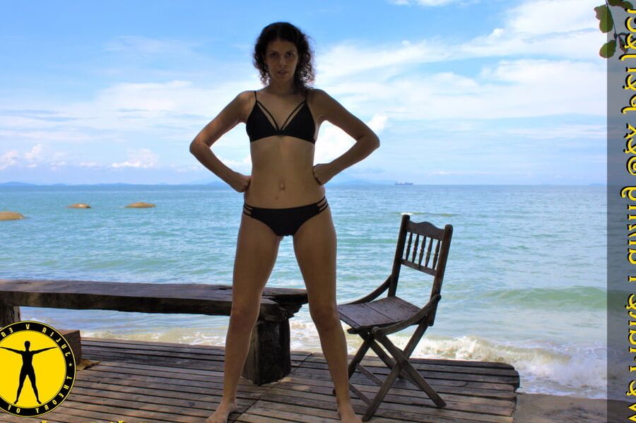 Black bikini
