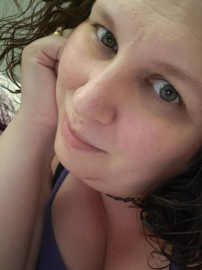 Bored housewife milf curvy bbw - Weekly Mashup tease