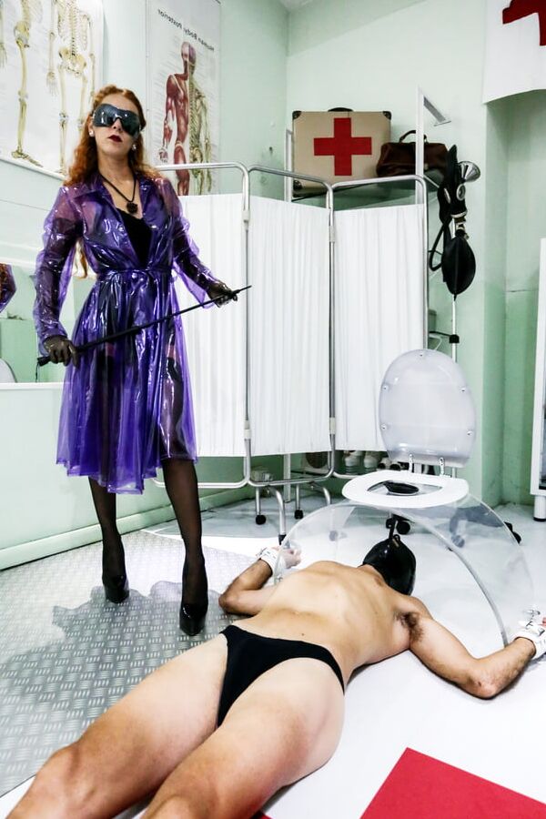 Extreme Play in my Clinic Room