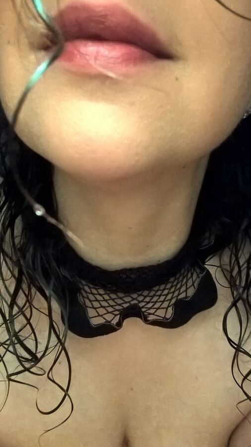 Hairy JoyTwoSex - Horny Selfies On Bed