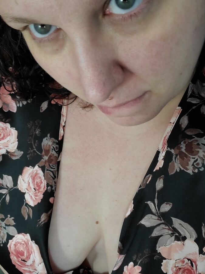 Good clean fun...bored housewife milf shower