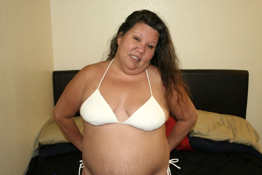 Naughty BBW Housewife