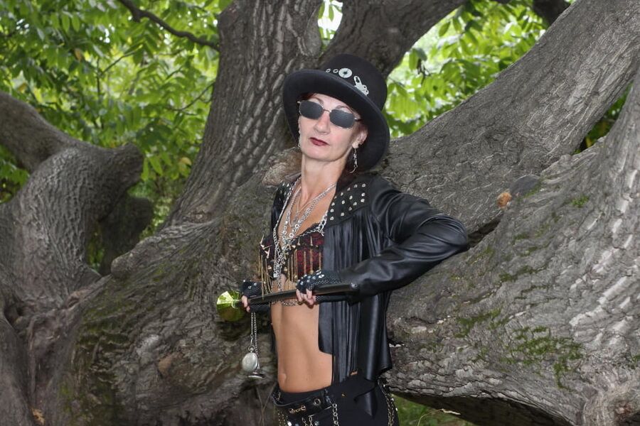 Clockpunk under tree
