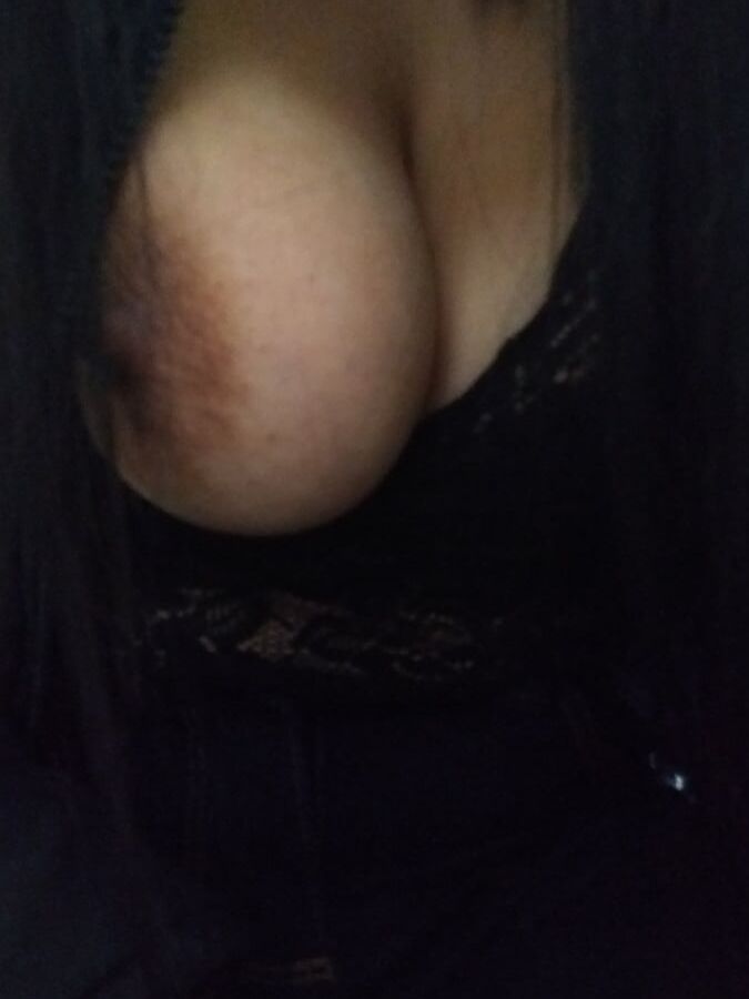 AN HOT LATIN GIRLD