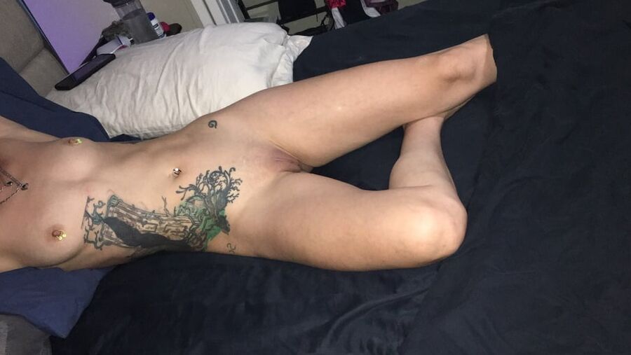 Sexislut is a kik slut