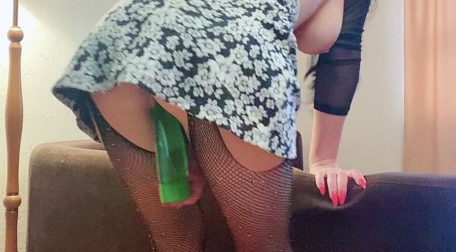 My pussy and big natural tits)