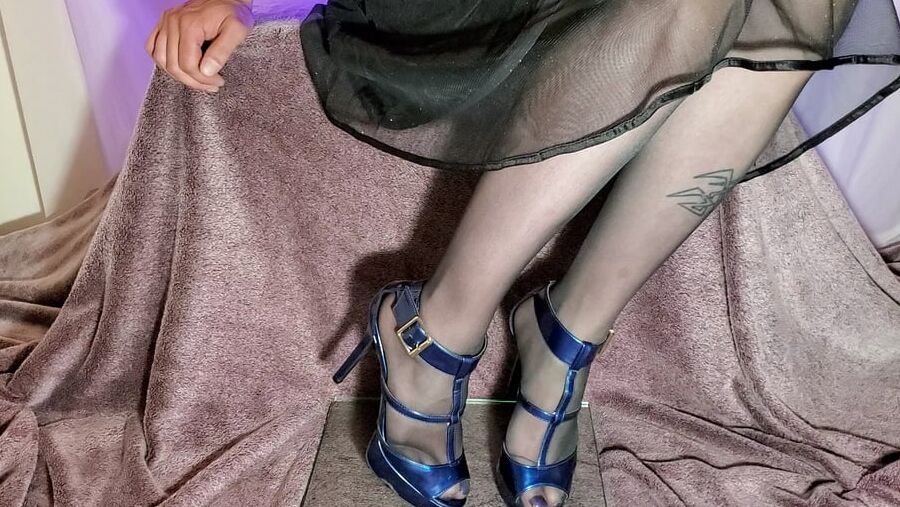 See Through Skirt Pantyhose and High Heels Feet