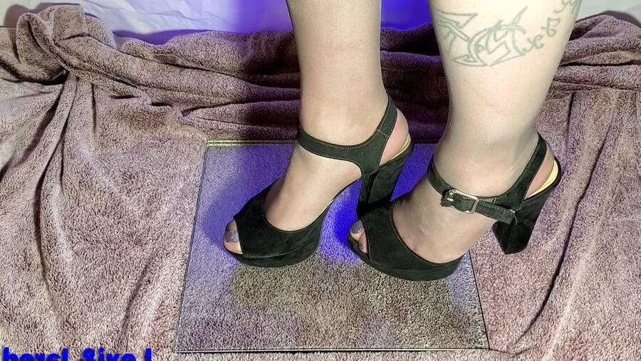Nylon Young Feet in High Heels and Pantyhose Foot Fetish
