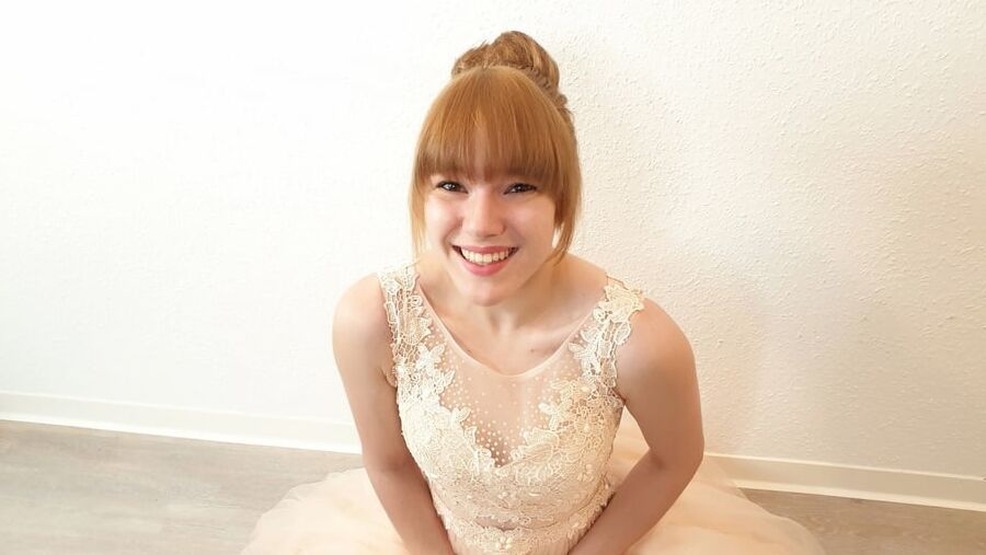 Cute Shooting in dress with Anne Eden