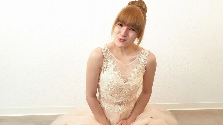 Cute Shooting in dress with Anne Eden