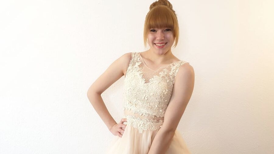 Cute Shooting in dress with Anne Eden