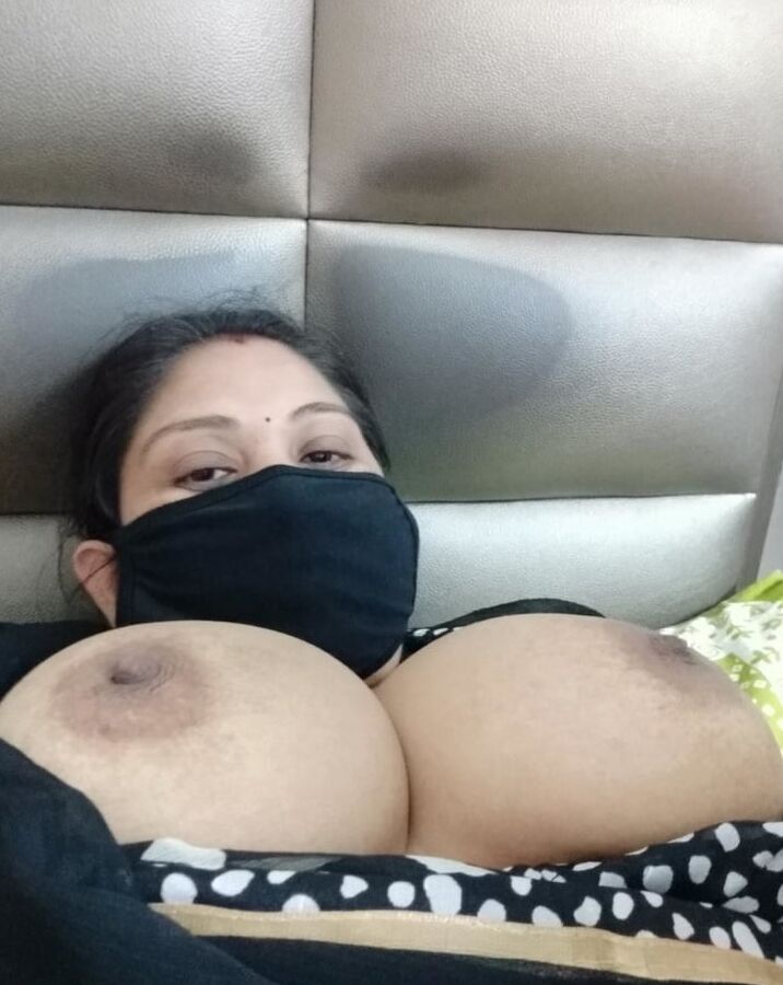 Saavi bhabhi