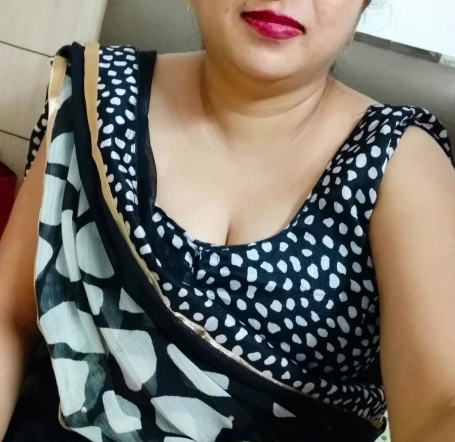 Saavi bhabhi