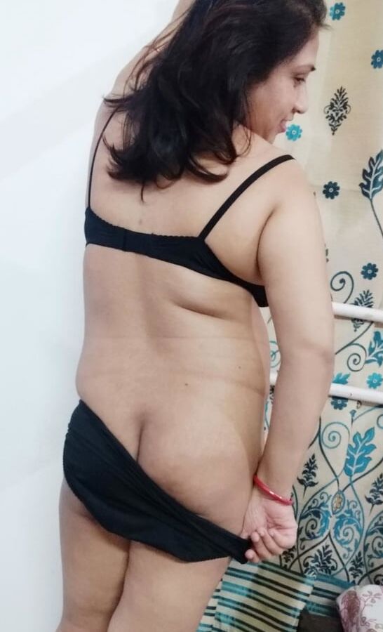Saavi bhabhi