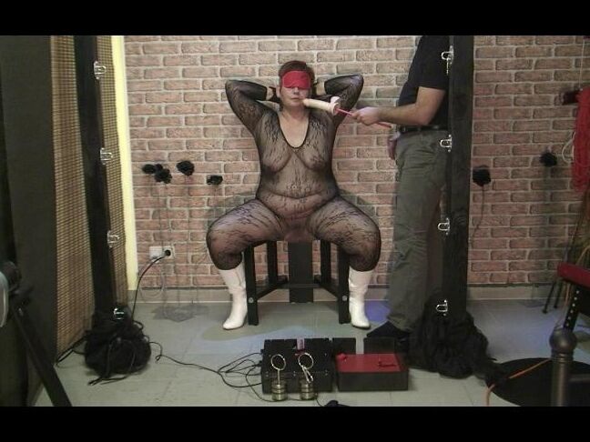 Punishment with the fucking machine