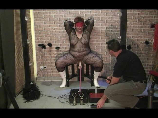 Punishment with the fucking machine