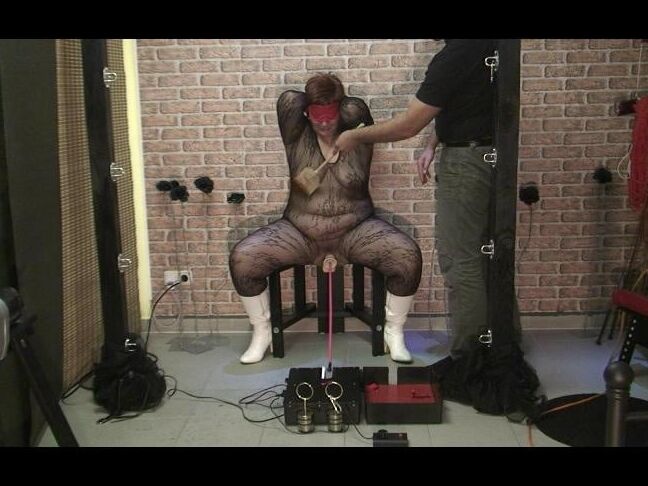 Punishment with the fucking machine