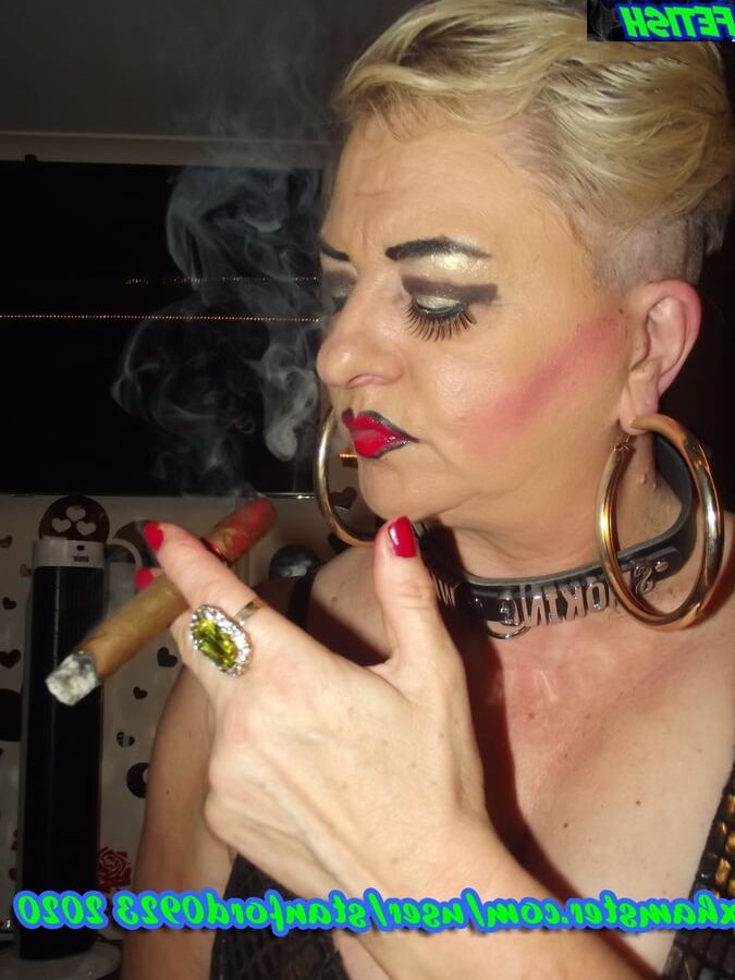 SMOKING FETISH WHORE
