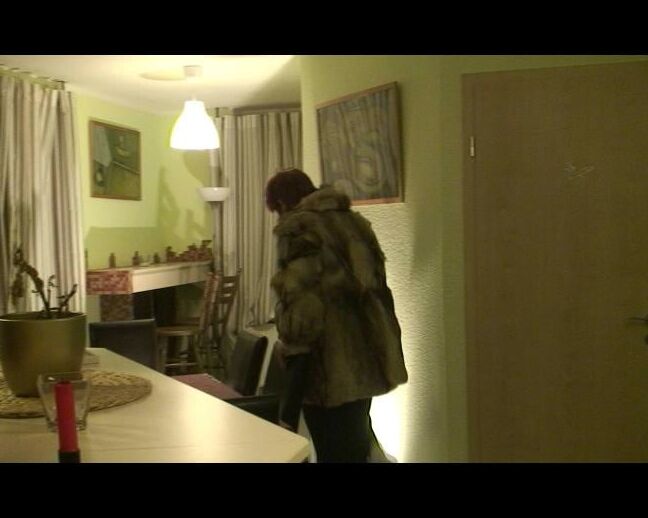 Public - I masturbate in fur coat