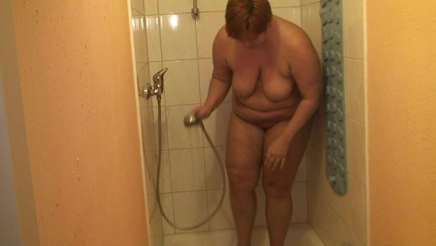Love Balls at Pissing