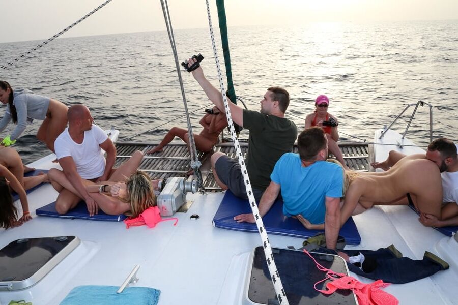 Summer Sinners: Boat trip part 2