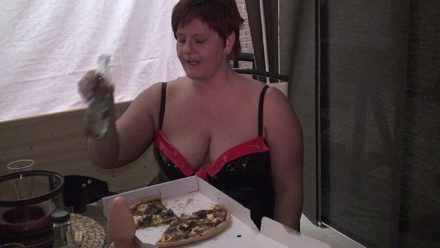"I eat pizza "