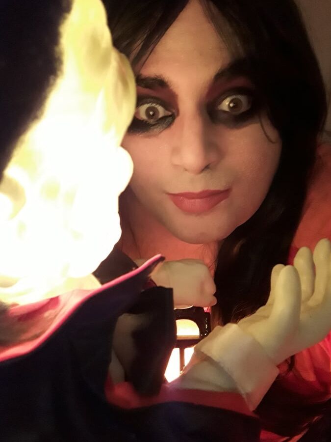 Pink Psycho (goth tranny)