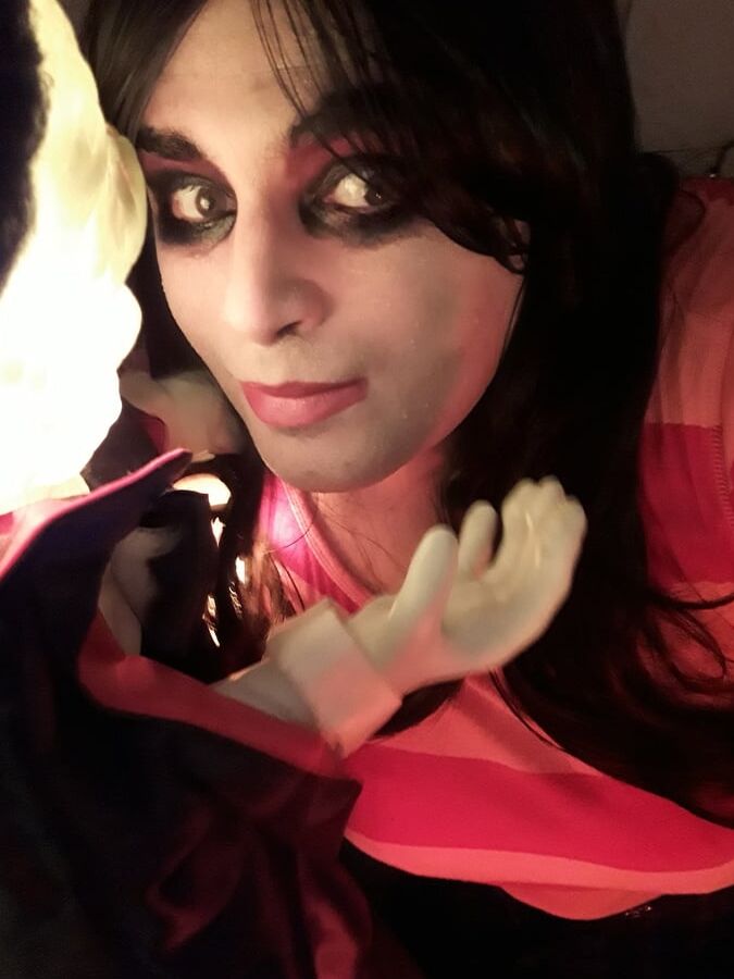 Pink Psycho (goth tranny)