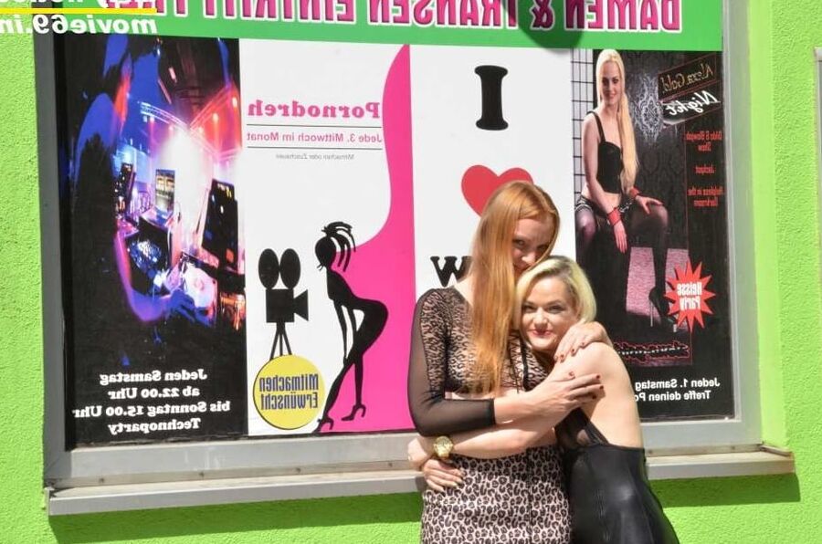 Some lesbian play with Alexa Gold and Tyara Wild (Johanna)