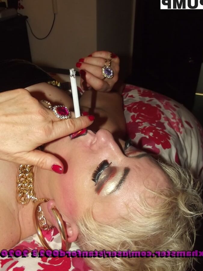 PUSSY PUMP WHORE