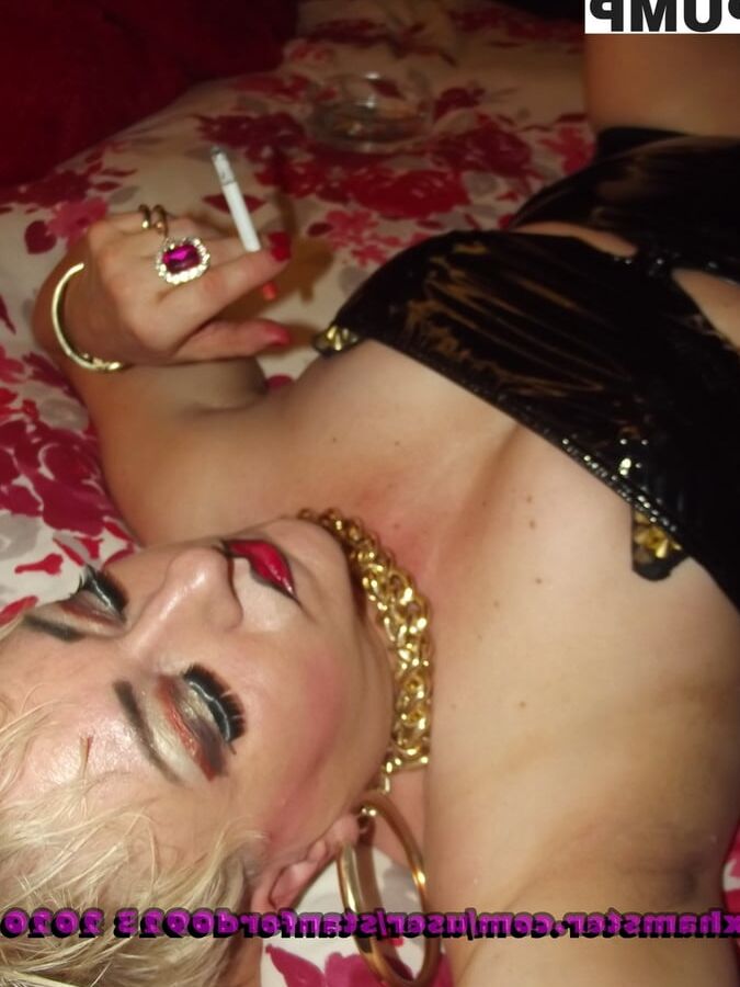 PUSSY PUMP WHORE