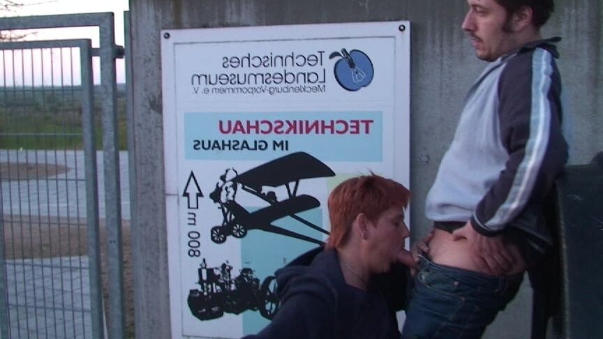 Outdoor Blowjob ...