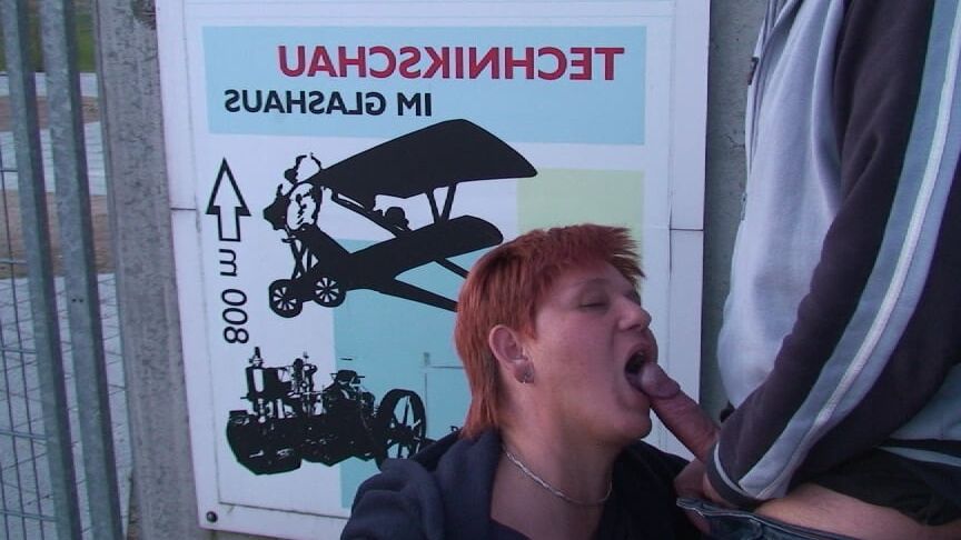 Outdoor Blowjob ...