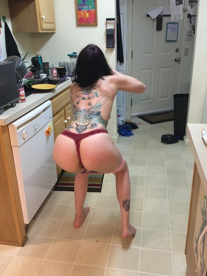 Sexislut working out