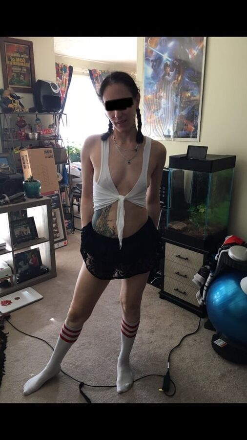 How the wife dresses for company