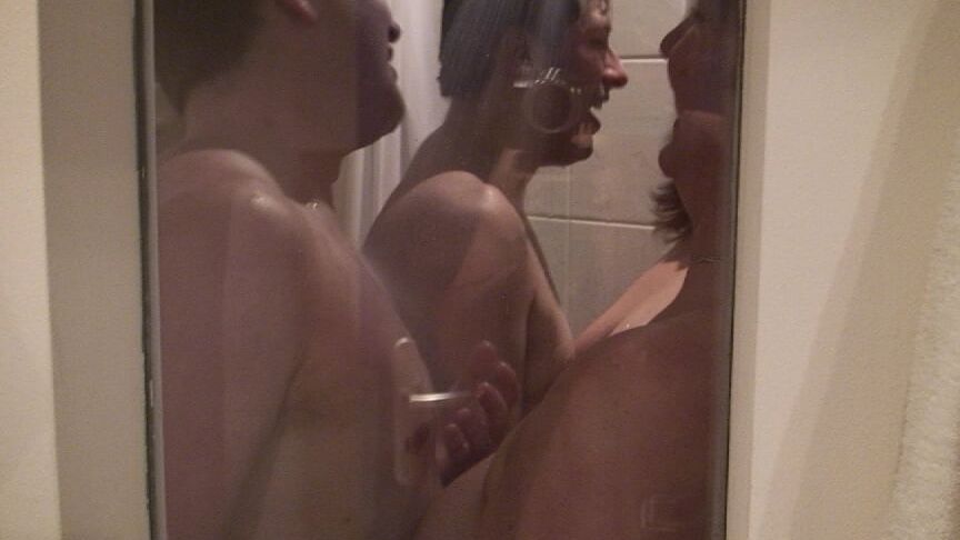 Sex in the shower ...