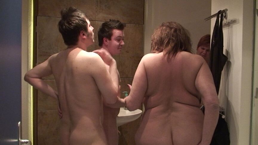 Foursome in the sauna ...
