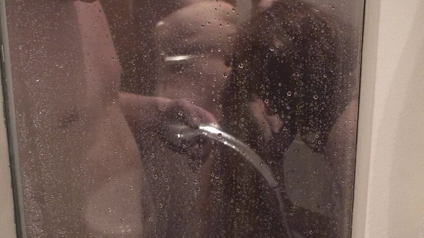 Sex in the shower ...